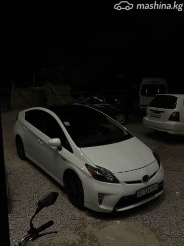 Toyota Prius III Рестайлинг (XW30) 1.8hyb AT