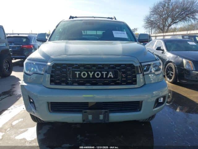 Toyota Sequoia II Рестайлинг 5.7 AT 4WD