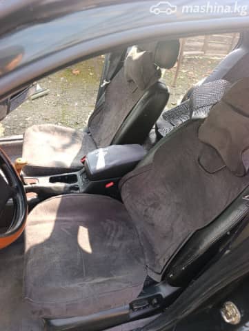 Nissan Maxima IV (A32) 2.0 MT