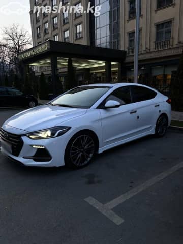 Hyundai Avante VI 1.6 MT