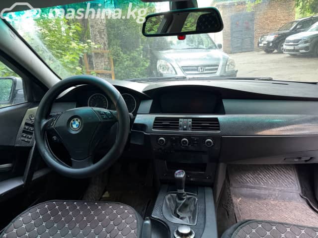 BMW 5 серии V (E60/E61) 520i 2.2 MT