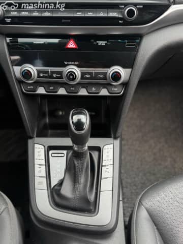 Hyundai Avante VI Рестайлинг 1.6 CVT