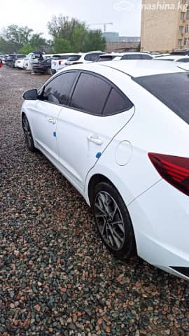 Hyundai Avante VI Рестайлинг 1.6 CVT