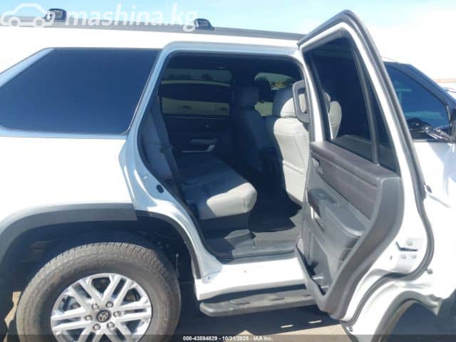 Toyota Sequoia III 3.5hyb AT 4WD