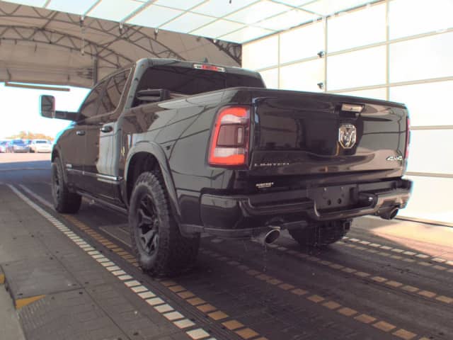 RAM 1500 V Quad Cab 5.7 AT 4WD