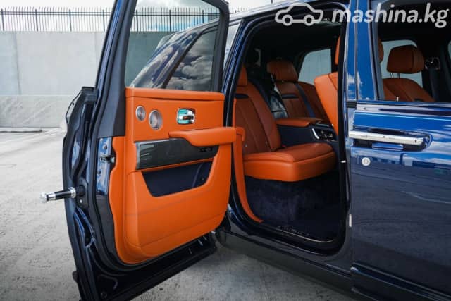 Rolls-Royce Cullinan I 6.7 AT AWD