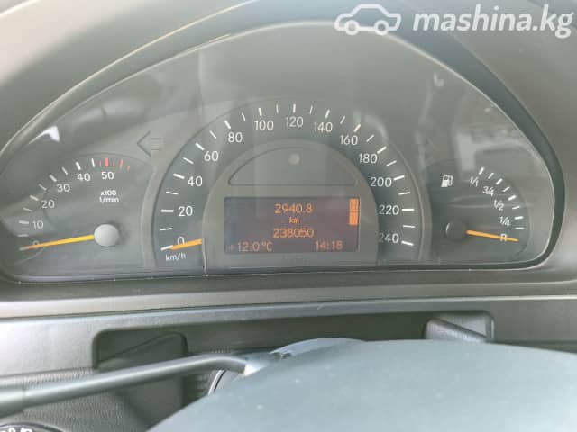 Mercedes-Benz G-Класс II (W463) 400 4.0d AT 4WD