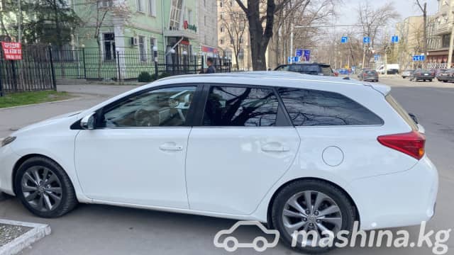 Toyota Auris II 1.8hyb CVT