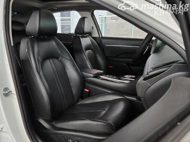 Hyundai Sonata VIII (DN8) 2.0 AT