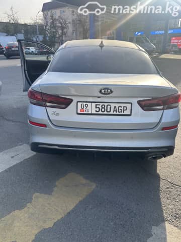 Kia K5 II 2.0 AT