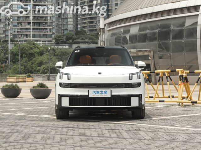 Lynk & Co 900 1.5hyb AT 4WD