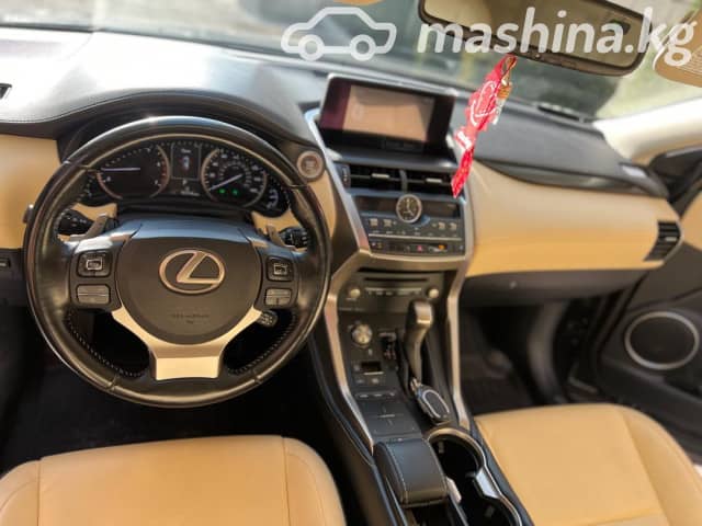 Lexus NX I Рестайлинг 300 2.0 AT