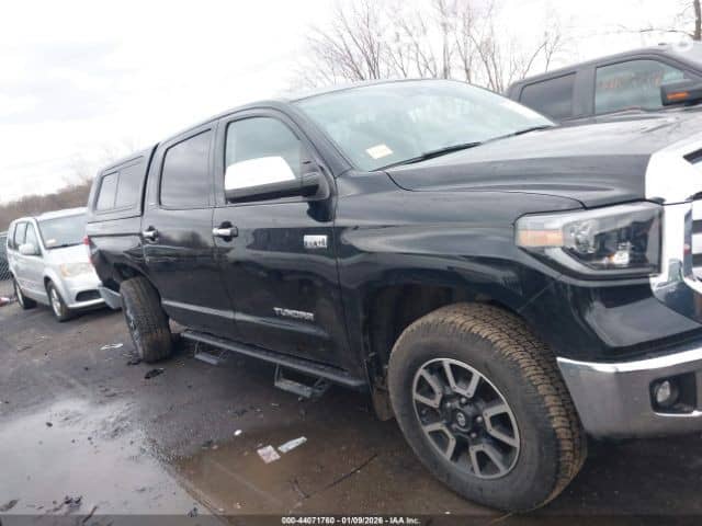 Toyota Tundra II Рестайлинг CrewMax 5.7 AT 4WD