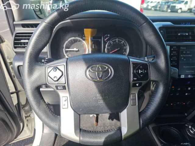 Toyota 4Runner V Рестайлинг 4.0 AT 4WD