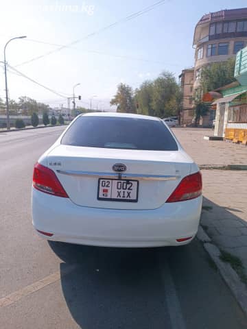BYD E5 Electro AT
