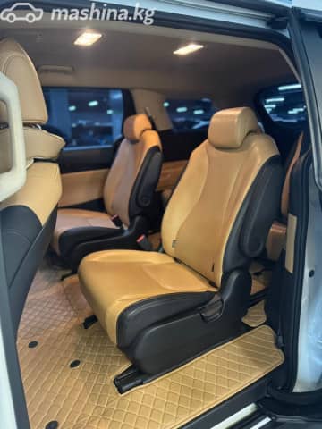 Kia Carnival IV 2.2d AT