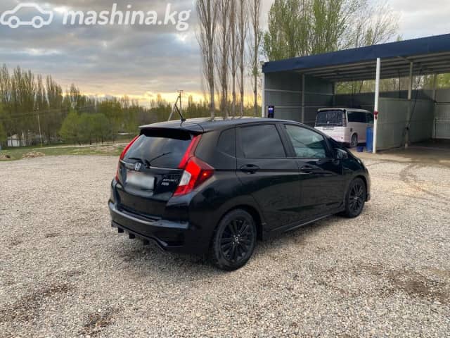 Honda Fit III Рестайлинг 1.5 MT