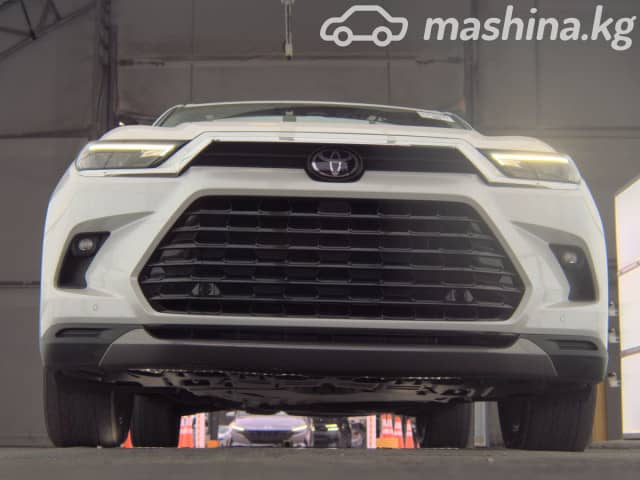 Toyota Grand Highlander 2.5hyb CVT 4WD