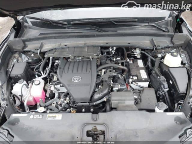 Toyota Grand Highlander 2.4 AT 4WD