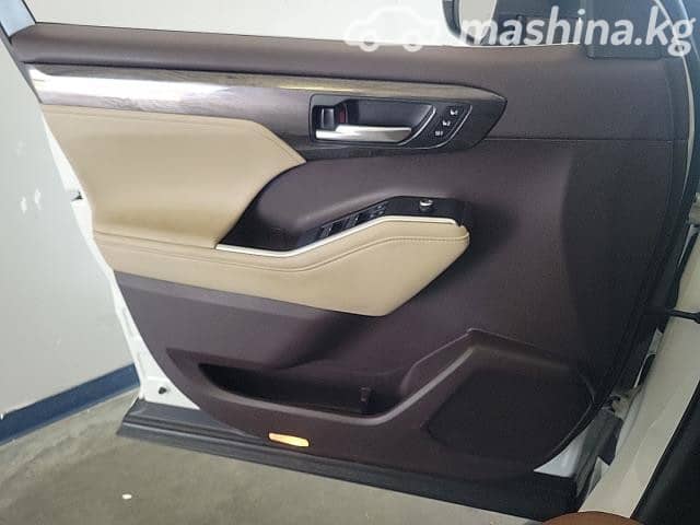 Toyota Highlander IV (U70) 2.5hyb AT 4WD