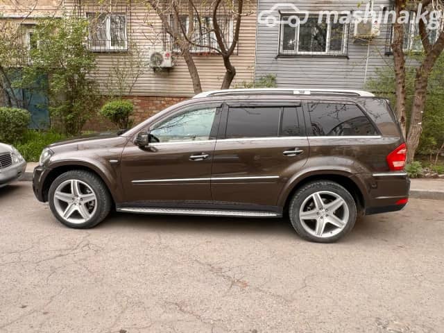 Mercedes-Benz GL-Класс I (X164) Рестайлинг 550 5.5 AT 4WD