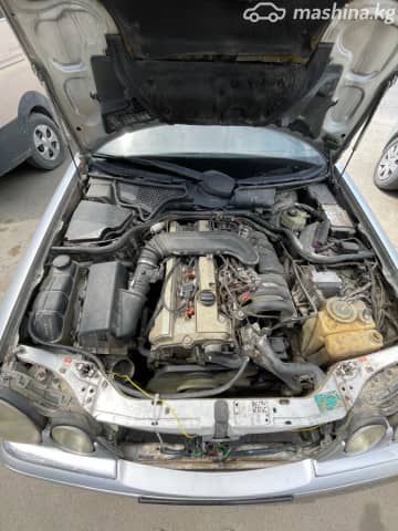 Mercedes-Benz E-Класс II (W210, S210) 280 2.8 AT