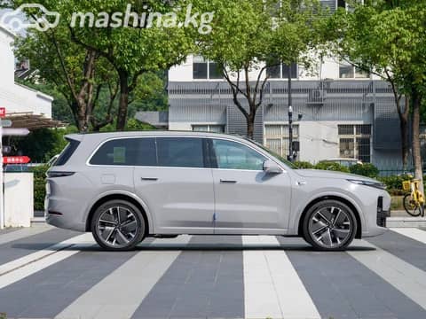 LiXiang L9 Рестайлинг 1.5hyb AT 4WD