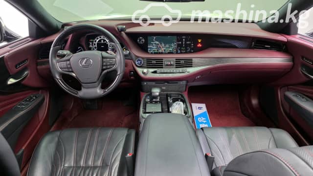 Lexus LS V 500h 3.5hyb AT 4WD