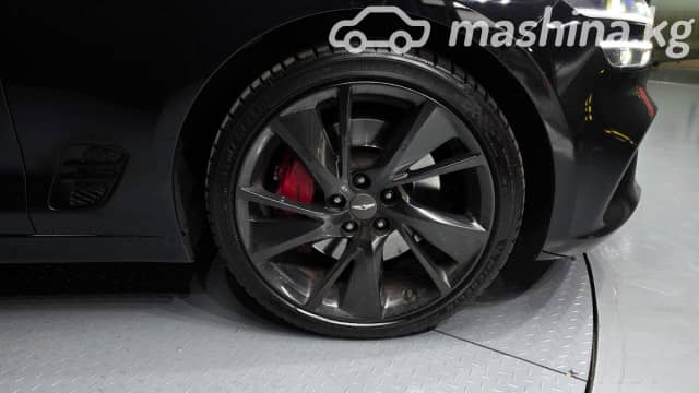 Genesis G70 I Рестайлинг 3.3 AT 4WD