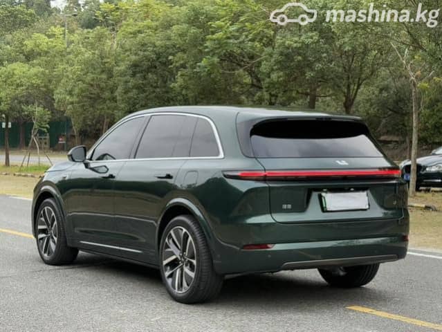 LiXiang L7 Рестайлинг 1.5hyb AT 4WD