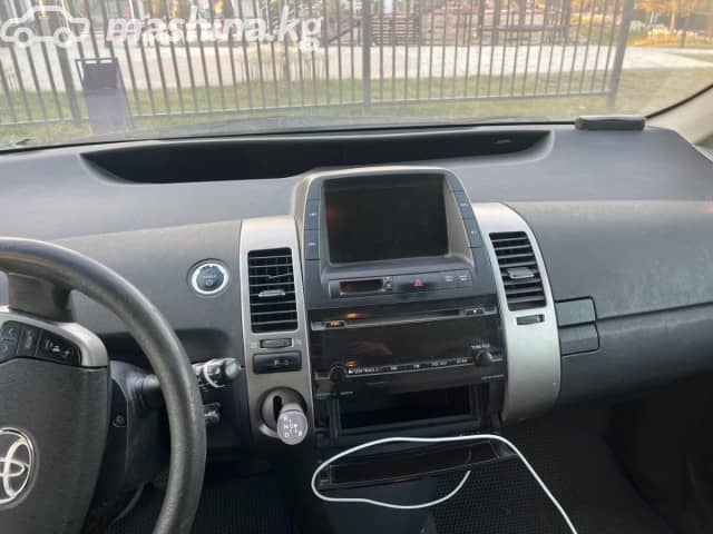 Toyota Prius II (XW20) 1.5hyb AT