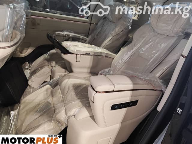 Lexus LM II 350h 2.5hyb CVT 4WD