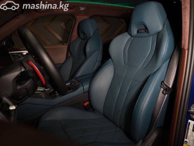 BMW XM 4.4hyb AT 4WD