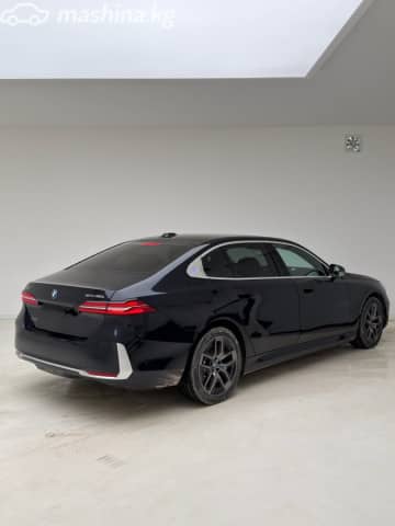 BMW i5 eDrive35L Electro AT