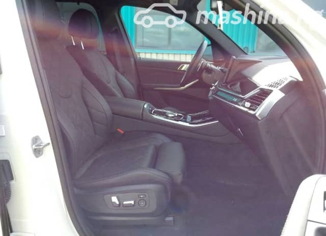 BMW X5 IV (G05/G18) Рестайлинг 40i 3.0 AT 4WD