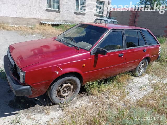 Nissan Sunny B11 1.5 MT