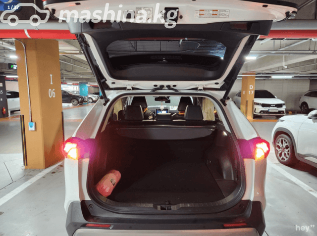 Toyota RAV4 V (XA50) 2.5hyb CVT 4WD