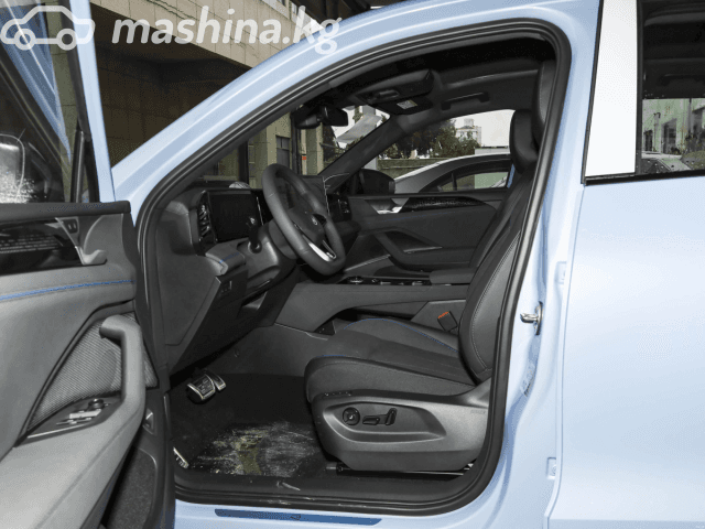 Volkswagen Tiguan III (China Market) 2.0 AMT 4WD