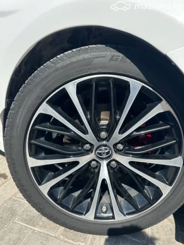 Toyota Camry VIII (XV70) 2.5 AT