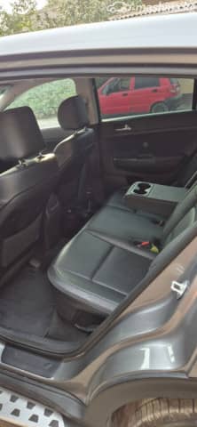Kia Sportage IV Рестайлинг 2.0d AT