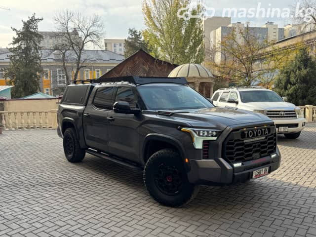 Toyota Tundra III CrewMax 3.5hyb AT 4WD