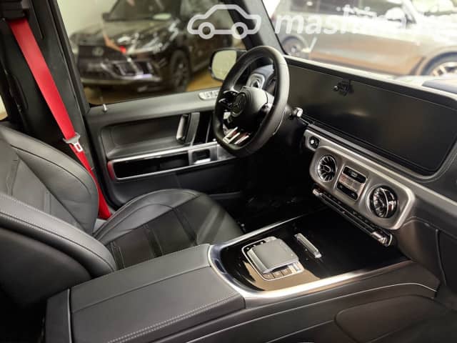 Mercedes-Benz G-Класс AMG II (W465) Рестайлинг 63 AMG 4.0 AT 4WD