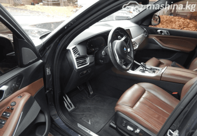 BMW X5 IV (G05/G18) M50i 4.4 AT 4WD