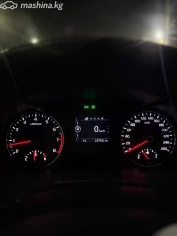 Kia K5 II 2.0 AT