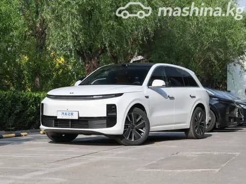 LiXiang L6 1.5hyb AT 4WD