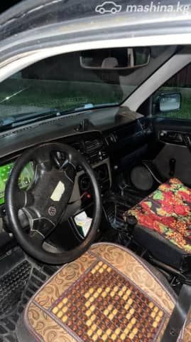 Volkswagen Vento 1.8 MT