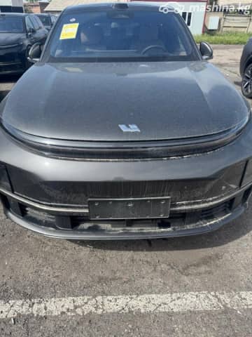 LiXiang L6 1.5hyb AT 4WD