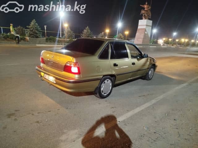 Daewoo Nexia I 1.5 MT