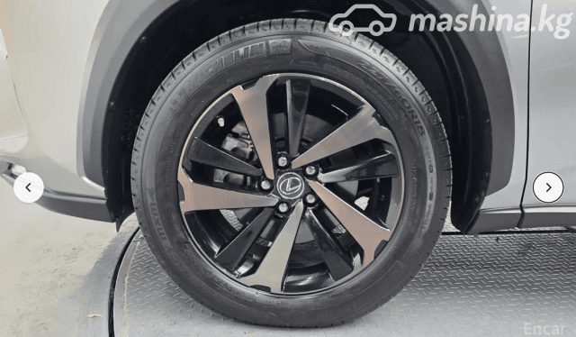 Lexus NX I Рестайлинг 300h 2.5hyb CVT 4WD