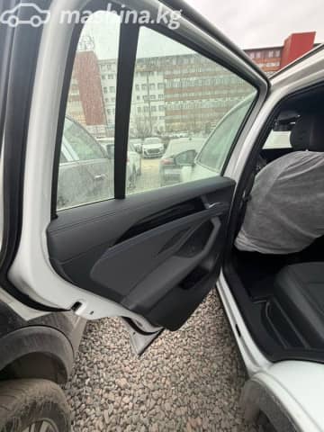 Volkswagen Tiguan III (China Market) 2.0 AMT 4WD